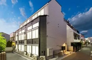ジリオロッソ東新宿【2階】の外観