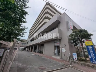 ファミールハイツ北大阪5号棟弐番館【5階】の外観