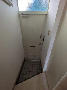 キャトルリッチ【1階】の玄関