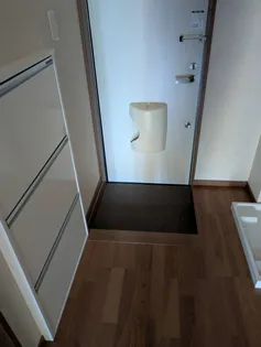 スカイコート【1階】の玄関