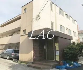 フラットアイの画像