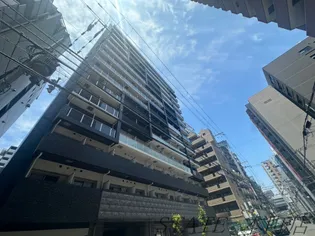プレサンス堺筋本町センティス【8階】の外観