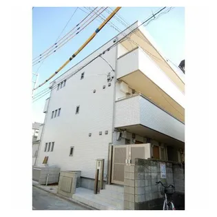 セラ ファーストの画像
