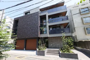 グランメゾン市谷台町の外観