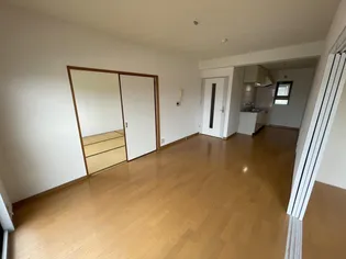 グランドパレス川内【4階】の内装