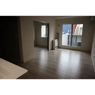 ラメール南平岸【1階】の居間