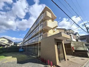 エステート昭和【4階】の外観