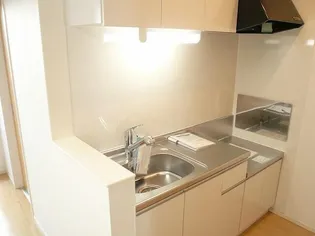 ヴィラ・ルピナスII【2階】のキッチン