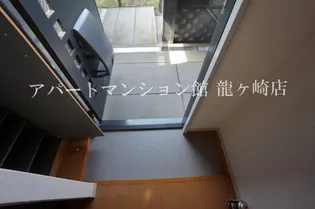 メゾン・ド・クレール【2階】の玄関