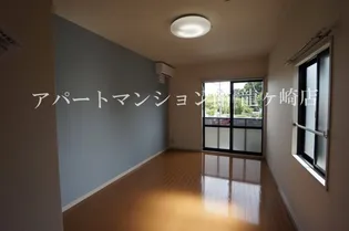 メゾン・ド・クレール【2階】の居間