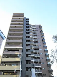 東京都荒川区南千住6【マンション】の外観