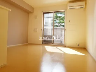 プリムローズ甲子園【1階】の居間