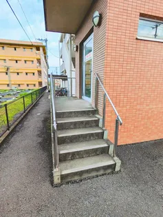 ジャンヌダルク【3階】の外観