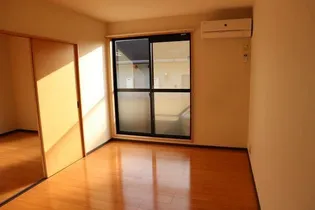 HILLTOP花山手I【2階】の居間