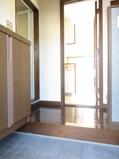 アーベイン石橋 B棟【1階】の玄関