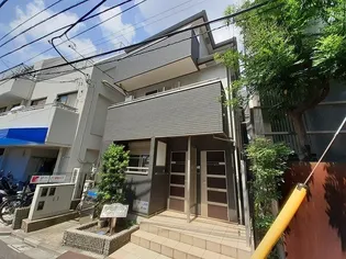 グローリア西麻布【2階】の外観