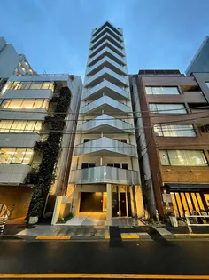 東京都新宿区四谷4【マンション】の外観