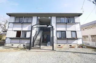 クイーンメアリー鷹【2階】の外観