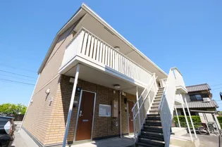 エーマミイ【1階】の外観