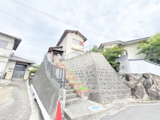 奈良県生駒郡三郷町美松ケ丘東1【一戸建】の外観