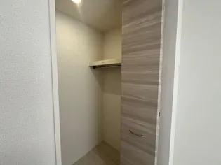 ロイヤルタウン上峰B【1階】の内装