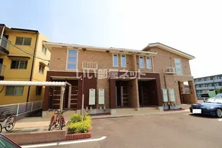 サクラ リアの画像