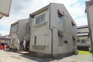 ガーデンハイツD棟【2階】の外観