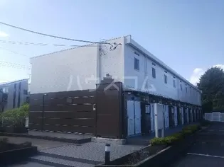 レオパレスグリーンレーベル【2階】の外観