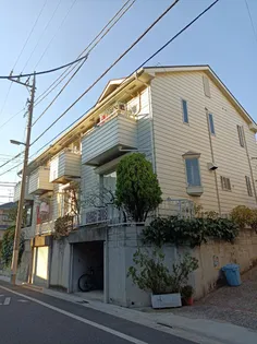 ゼンホームズB【2階】の外観