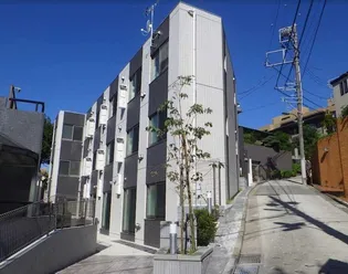 東京都新宿区下落合4【マンション】の外観