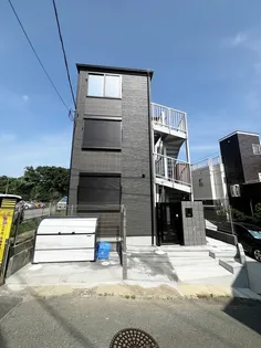 モナーク生田【3階】の外観