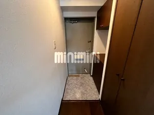 セレクト大岩【4階】の玄関