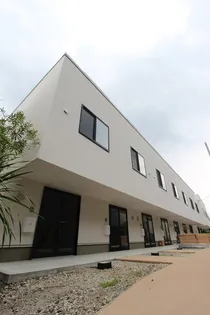 TSUBANA F棟の外観