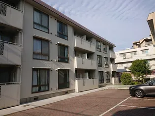 ビラ・ジュニペラス B棟【2階】の外観