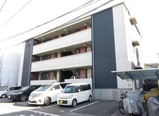 ラ・ポール中井【2階】の外観