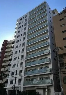 東京都新宿区市谷薬王寺町【マンション】の外観