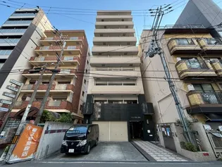 ウエンズ東心斎橋【6階】の外観