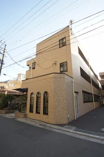 ラティーダ下並木の画像