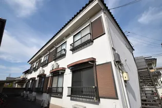 カレッジ浜【2階】の外観