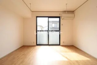 新潟県上越市春日山町2【アパート】の外観