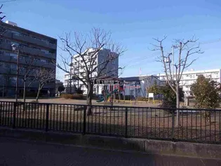 ライオンズマンション富沢【3階】の周辺