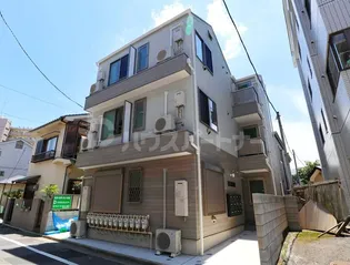 プラチナム【2階】の外観