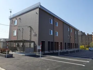 ローレル 平岡の画像