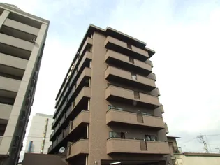 エクセレンス片島の画像