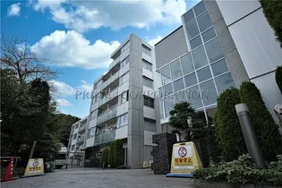 シャレール広尾 2号棟【1階】の外観