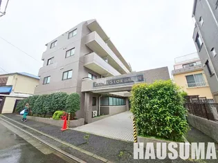 エクセルシオール高田馬場【1階】の外観