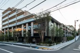 東京都品川区上大崎1【マンション】の外観