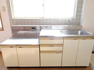 スカイシティSUZUKI【3階】のキッチン