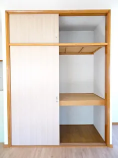 スカイシティSUZUKI【3階】の内装