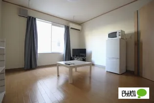 ウエストヒルズ【2階】の居間